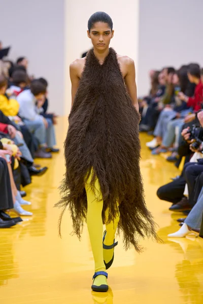 Look 52